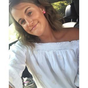 Meet your Posher, Abby